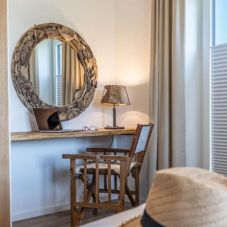 Apartament Wiking-koje 1 *