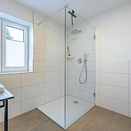 Apartament Wiking-koje 1 *